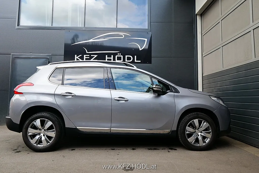 Peugeot 2008 1,2 PureTech 110 S&S Aut. Allure Image 5