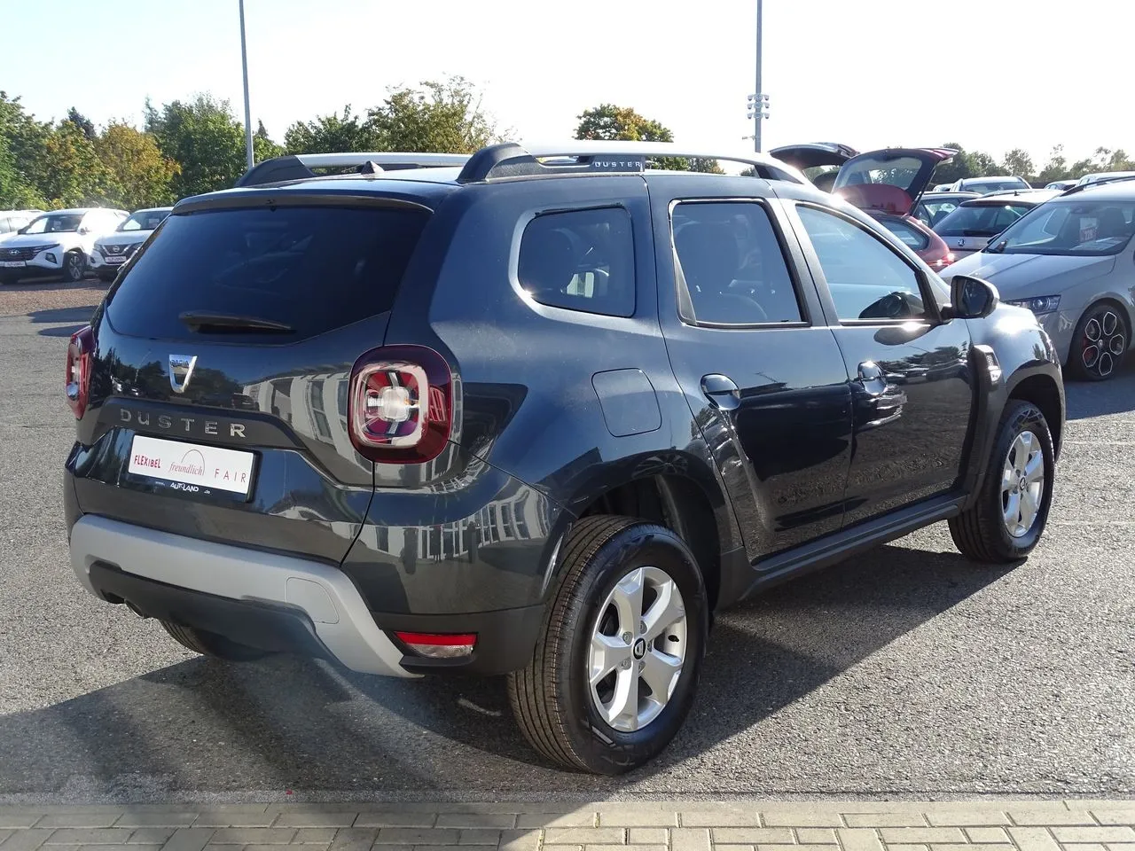 Nissan X-Trail 1.3 DIG-T AT...  Image 4