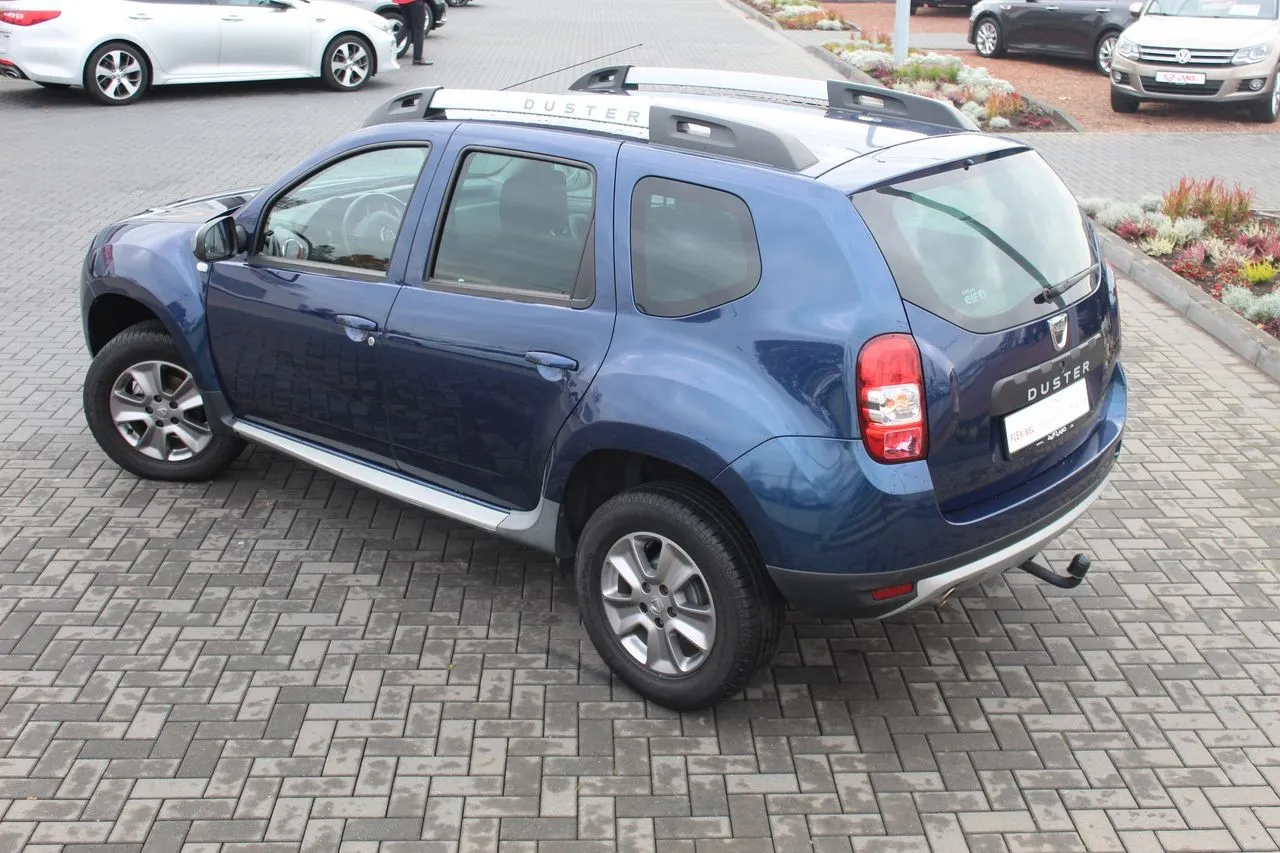 Dacia Duster 1.6 SCe Celebration 4x2...  Image 7