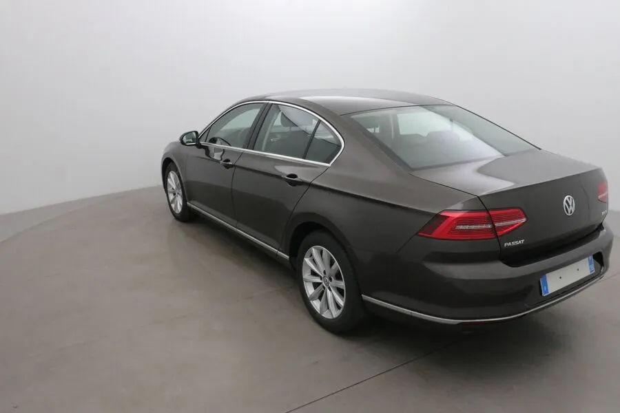 Volkswagen PASSAT 2.0 TDI 150 HIGHLINE Image 3